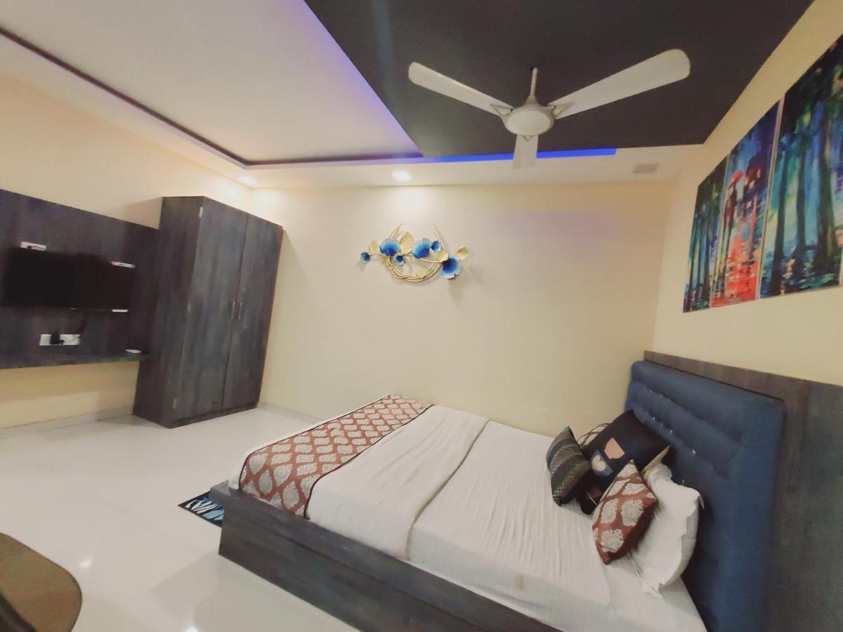 Hotel Mari Aai Residency Navi Mumbai Exterior photo