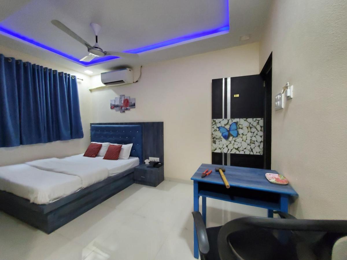 Hotel Mari Aai Residency Navi Mumbai Exterior photo