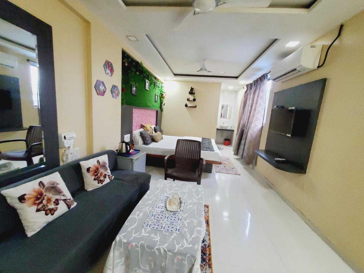 Hotel Mari Aai Residency Navi Mumbai Exterior photo