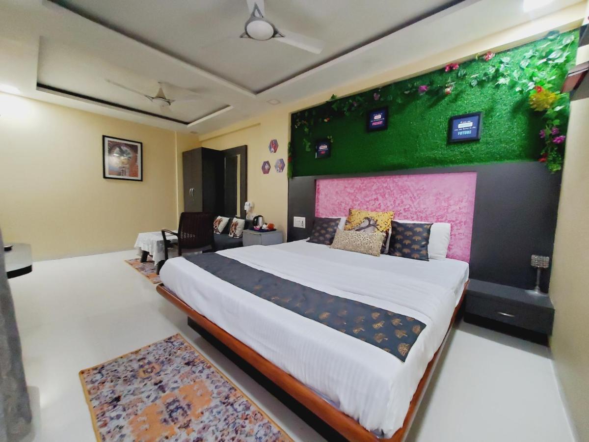 Hotel Mari Aai Residency Navi Mumbai Exterior photo