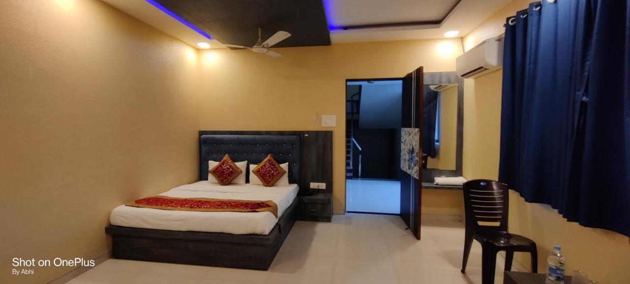 Hotel Mari Aai Residency Navi Mumbai Exterior photo